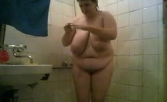 BBW Mature Amateur shower 1 - awaite you on waiting on 2hoo