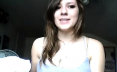 Girl shows boobs on cam