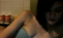 Teen Bating On Cam