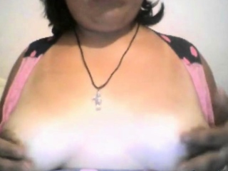mexicana muestra tetas