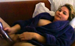 Curvy Jennifer cums in her dressing gown