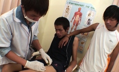 Orient Twink 3some Fucked At Doctor