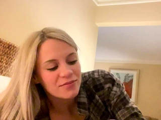 Amateur Blonde Blowjob CIM