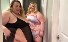 Amateur Luxury Fetishes Squirting On Live Webcam