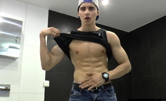 Sexy muscle boy Jared Shaw striptease