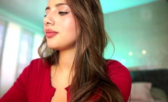 Young amateur teen in solo masturbation getting kinky