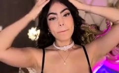 Big assed babe solo webcam