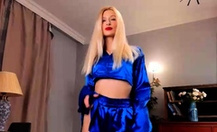 Blonde babe scarlet solo webcam