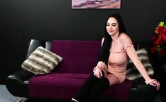 Stunning takling voyeur teases guy