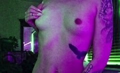 Blonde Teen Pregnant Girl Has Her Pussy Masturbated