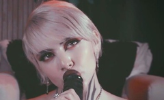 Amateur girlfriend homemade blowjob and pussy toying