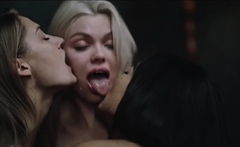 Parasited Ashby Winter Bunny Brownie Leya De Santis Sarah