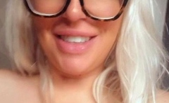 Amateur Big Boobs jerks Big Dick