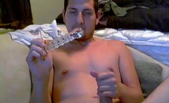 Straight Guy Elevates His Solo Wanking