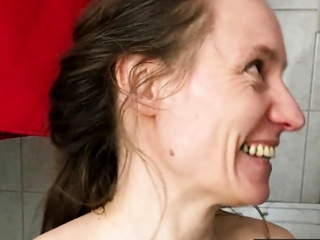 British Amateur MILF Claire's Saggy Small Tits